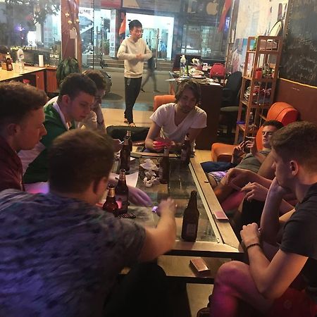 Halong Happy Hostel (Adults Only) Hạ Long Extérieur photo