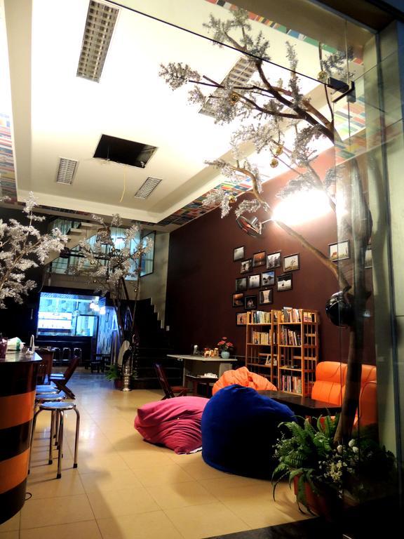 Halong Happy Hostel (Adults Only) Hạ Long Extérieur photo
