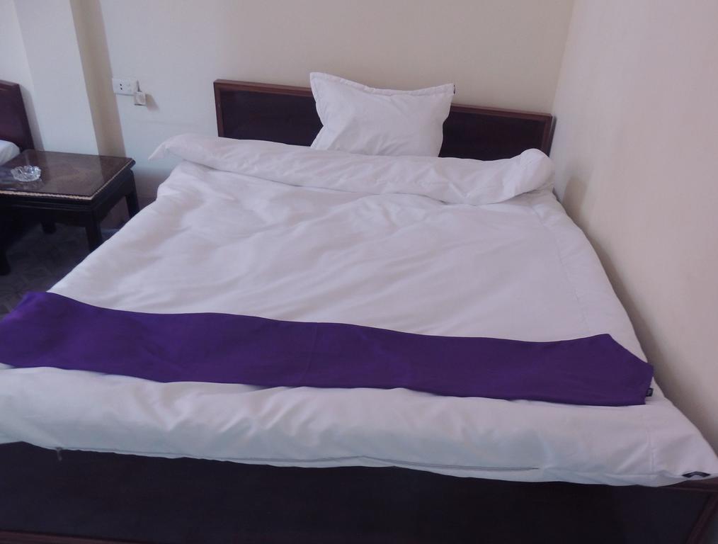 Halong Happy Hostel (Adults Only) Hạ Long Extérieur photo