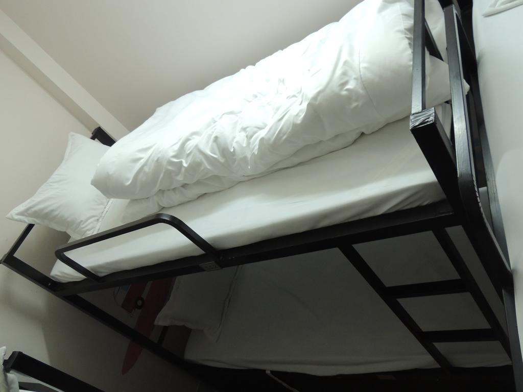 Halong Happy Hostel (Adults Only) Hạ Long Extérieur photo