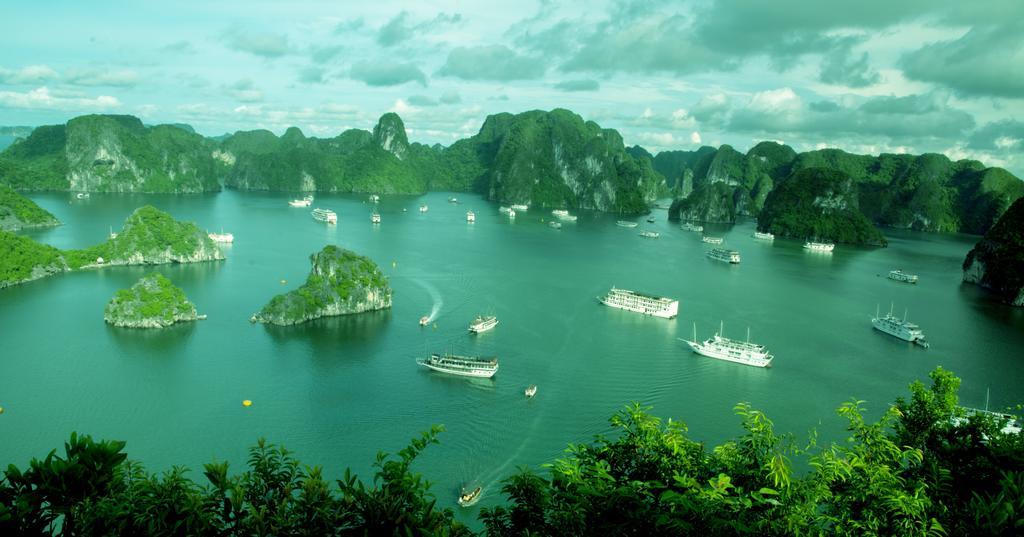 Halong Happy Hostel (Adults Only) Hạ Long Extérieur photo